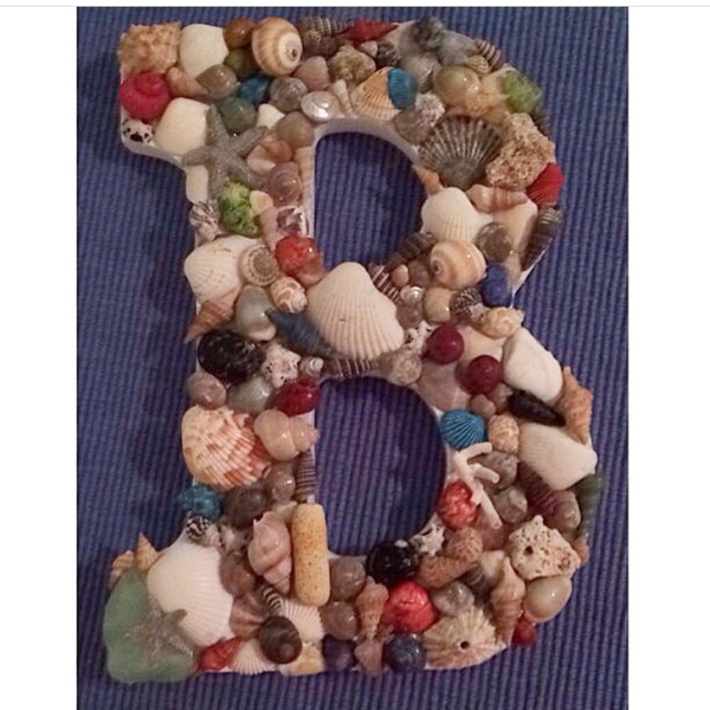 Nautical decor - letter B